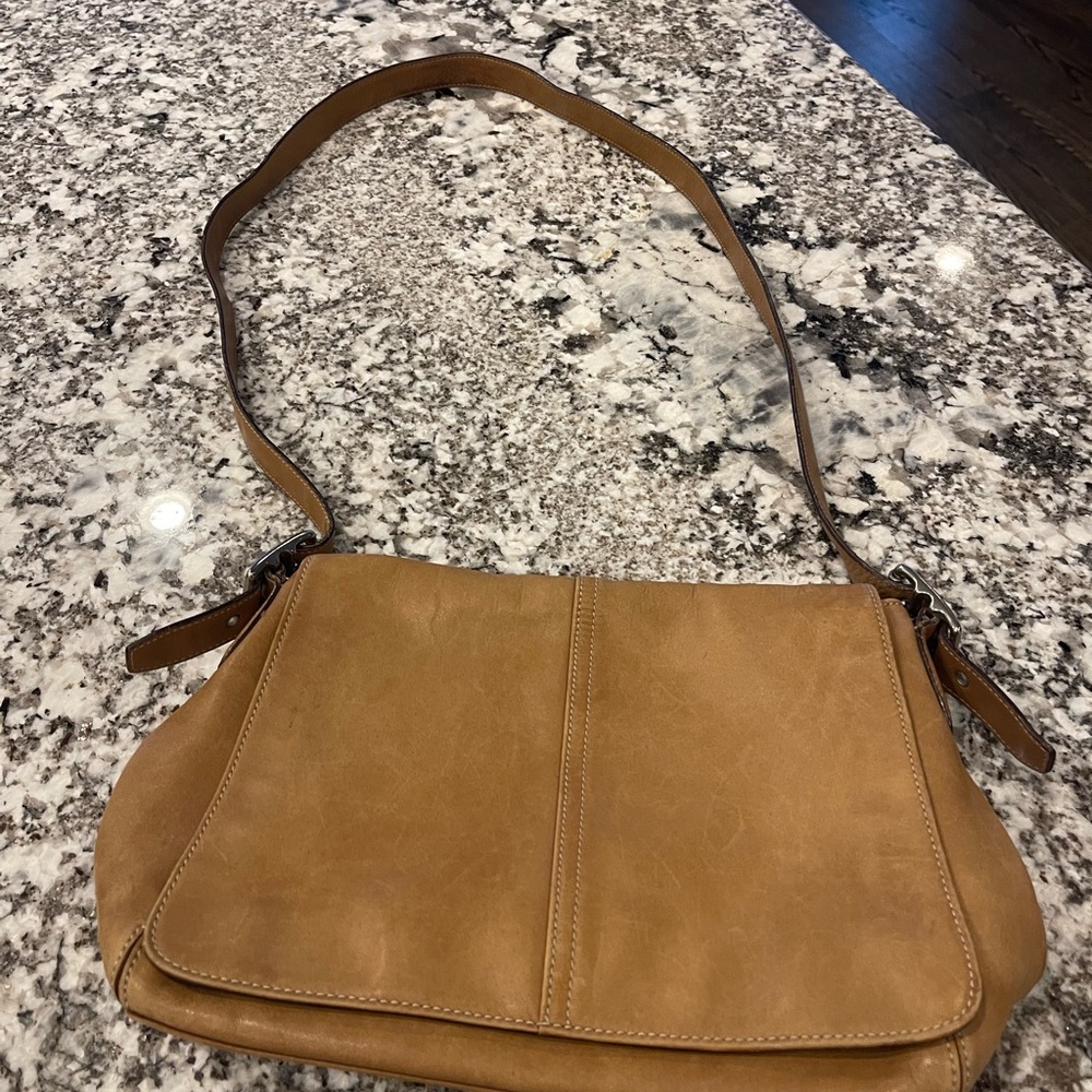 Vintage Coach Hampton bag